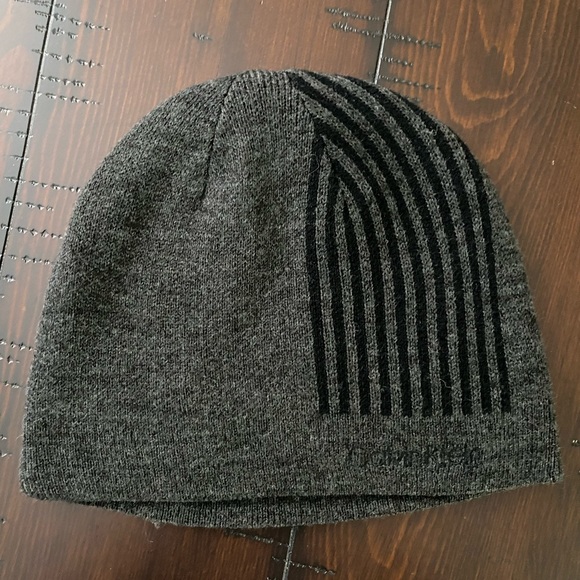 Calvin Klein Men’s Reversible Winter Hat - Picture 2 of 5